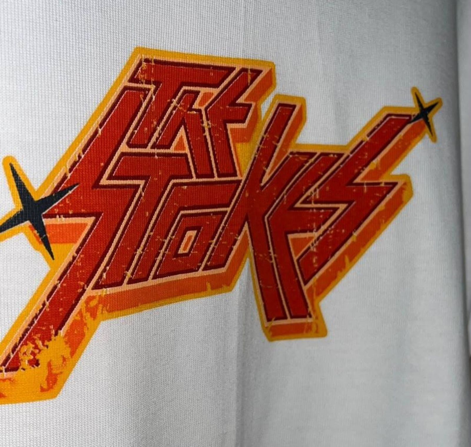 The Strokes tee NFC — vista 4